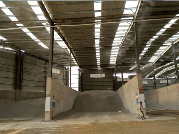 砂石粉碎車(chē)間降塵